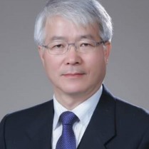 이진훈/ 미니픽션 작가회장
